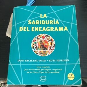 Green Enneagram Wisdom Book